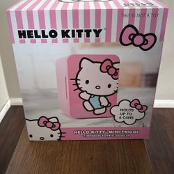 Hello Kitty Mini Fridge 