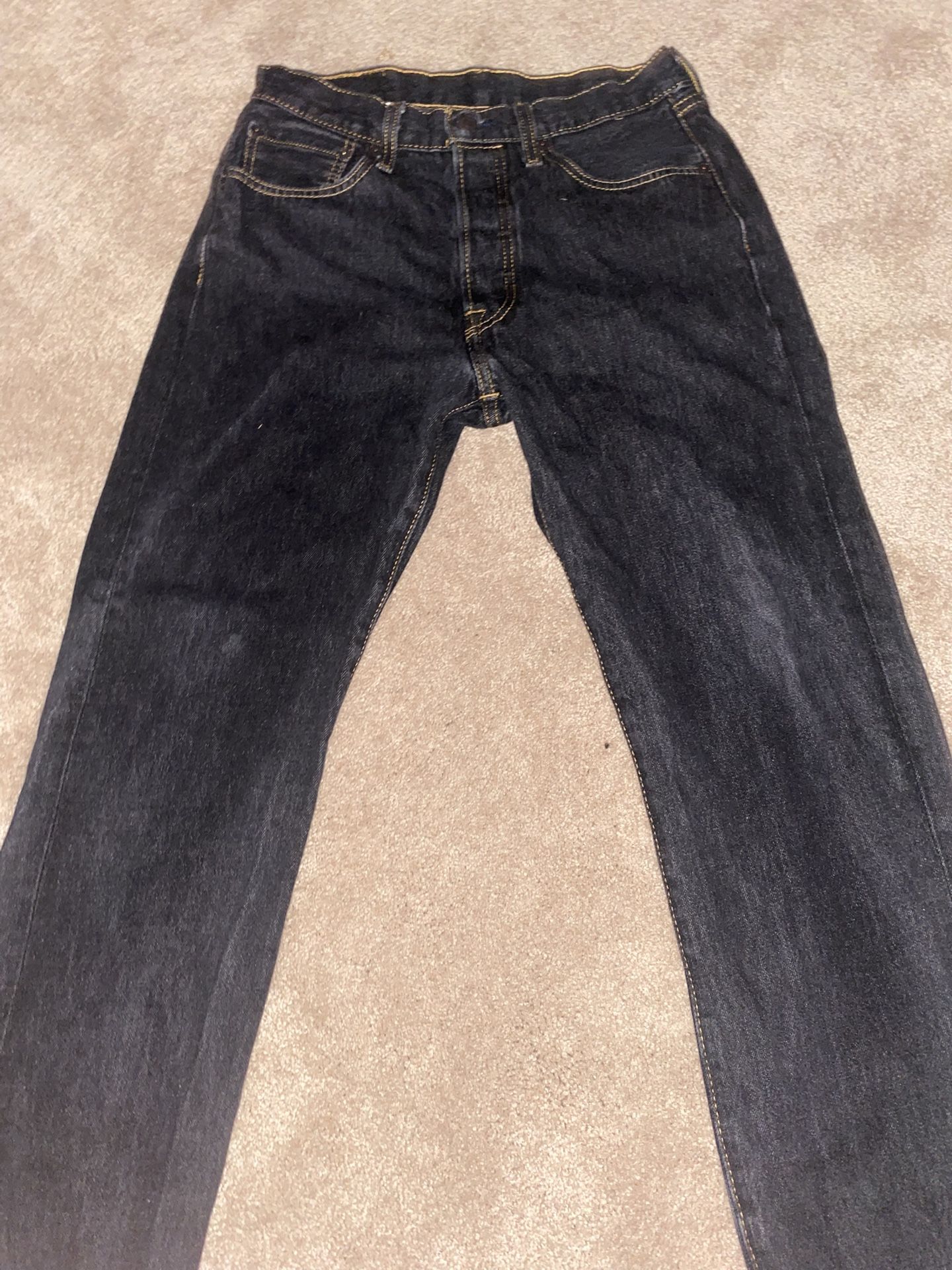 Charcoal Levi’s 501