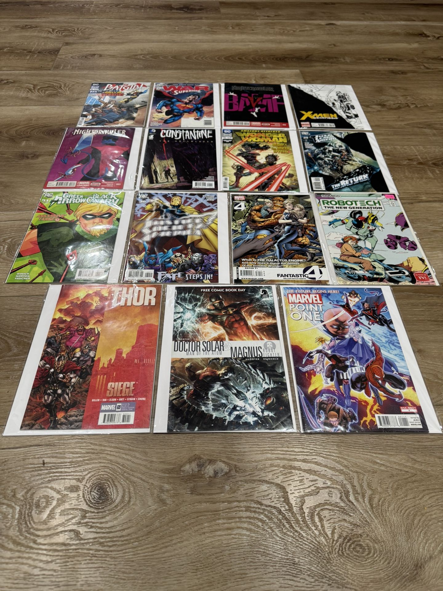 Lot Of 15 Comic Books