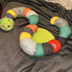 Newborn Tummy Time, Sitterupper 