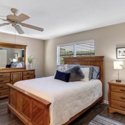 Wood Queen Bedroom Set