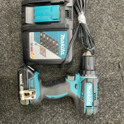 Makita Drill XFD10