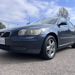 2005 Volvo S40