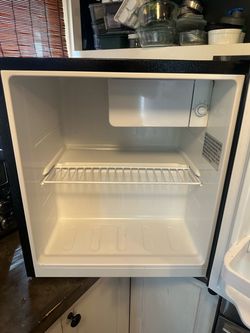 Frigidaire Mini Fridge