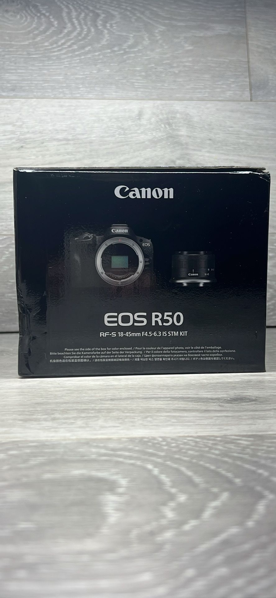 Canon EOS R50 Mirrorless Camera with RF-S 18-45mm Lens 