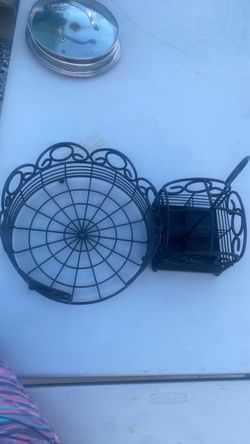 Dish and silverware organized