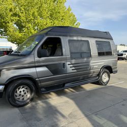 Camper Van 