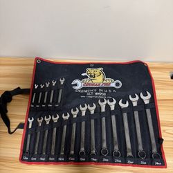 Cougar Pro Combination Wrench Set 18 Piece Metric M958