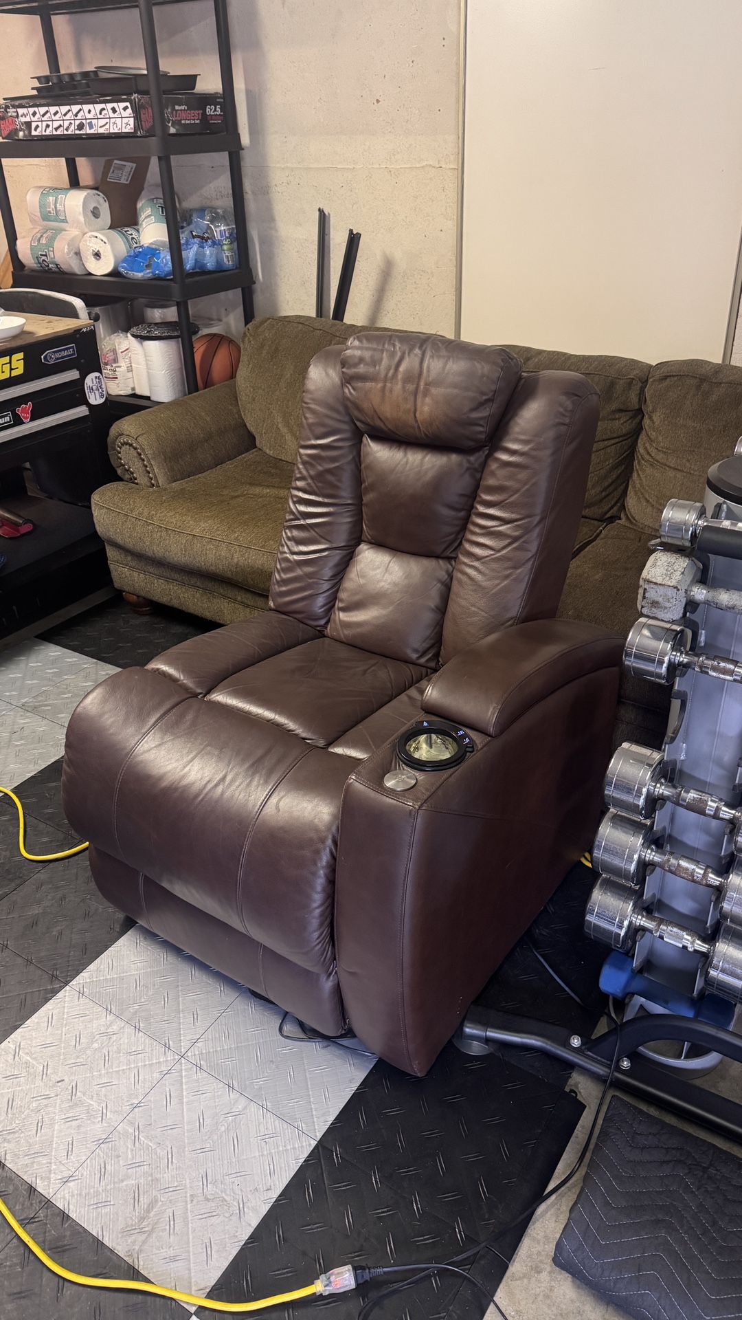 Theater/Lounge Chair