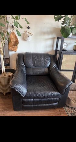 Black Leather Armchair