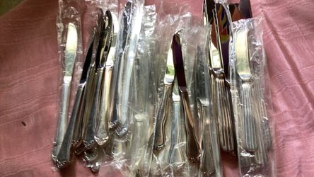 Flatware knives silver plate (35)