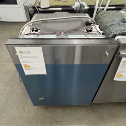 CAFE 24 in. Built-In Smart Top Control Dishwasher