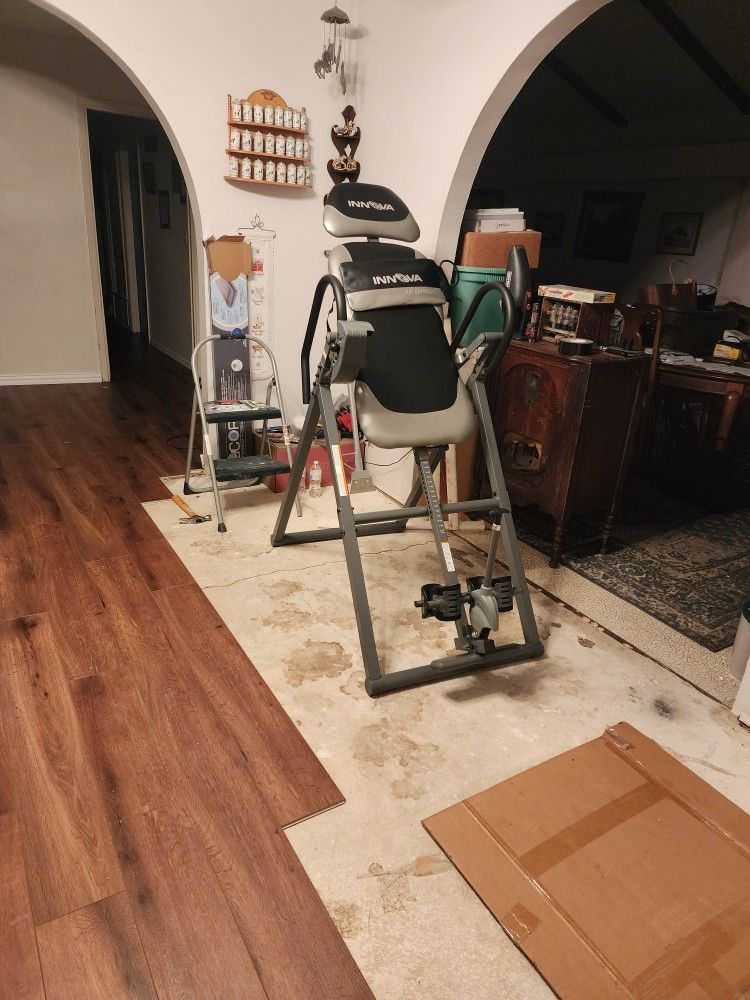 Inova Inversion Table