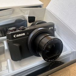 Canon G7X Mark II