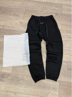Fear Of God Limo Black Essentials Pants Authentic : M in Men’s