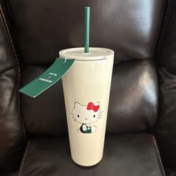 Hello Kitty Starbucks 