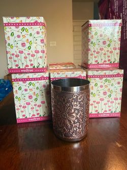Floral design stainless steel cups