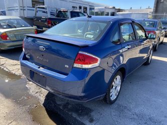 😍😍FORD FOCUS, 153,000MILES RUNS GREAT, ENGINE & TRANS IN GOOD CONDITION,CAR WELL MAINTAIN, NEEDS NO WORK READY TO GO CLEAN TITLE $2700FIRM AC/HEAT W