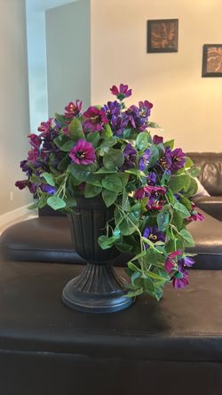 Silk flower arrangement