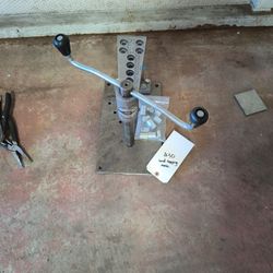 Hand Tapping Machine
