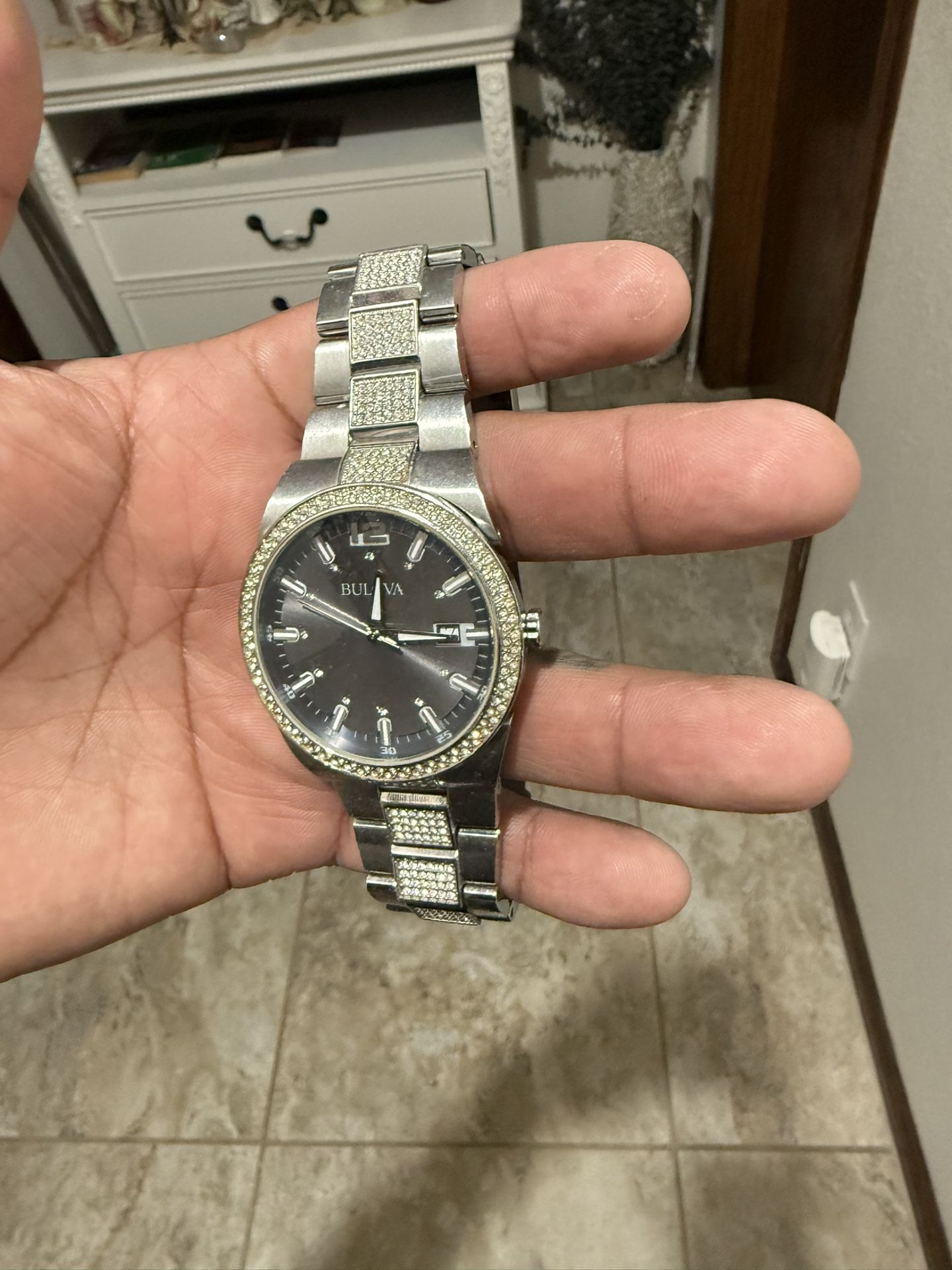 Bulova Men's 96B221 Quartz Crystal Accents Gray Dial Silver Tone 43mm Watch