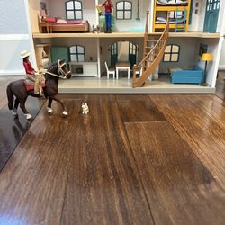 Schleich Lakeside Country House 