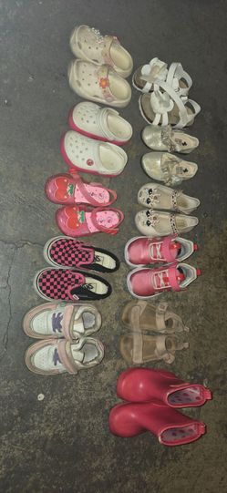 Kids shoes size 7