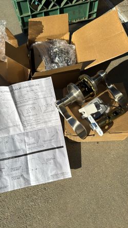 Bed Or Bathroom Lever Locks