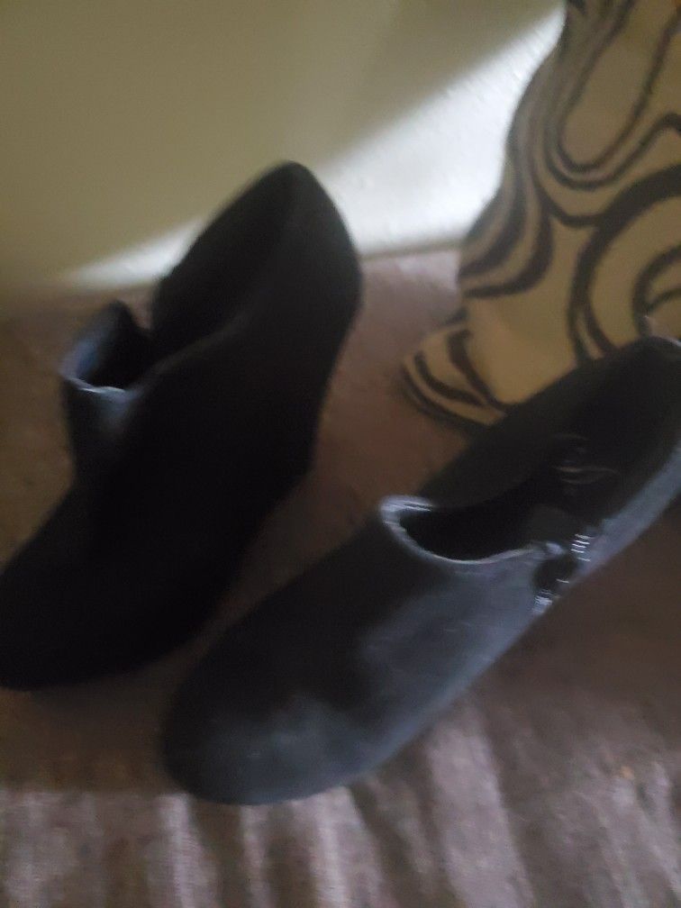 Girls Shoes