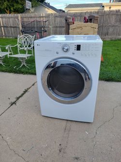 27" LG GAS DRYER
