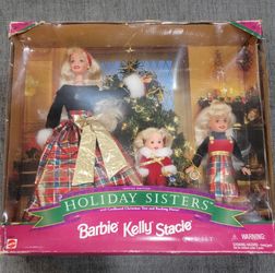 Barbie Holiday Sisters Special Edition Gift Set