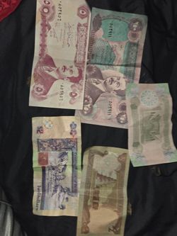 Iraq and belize currency