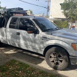 Ford 2010 XLT TROCA DE TRABAJO  348 Millas No Rascas No Caja Rines 22 Gratis