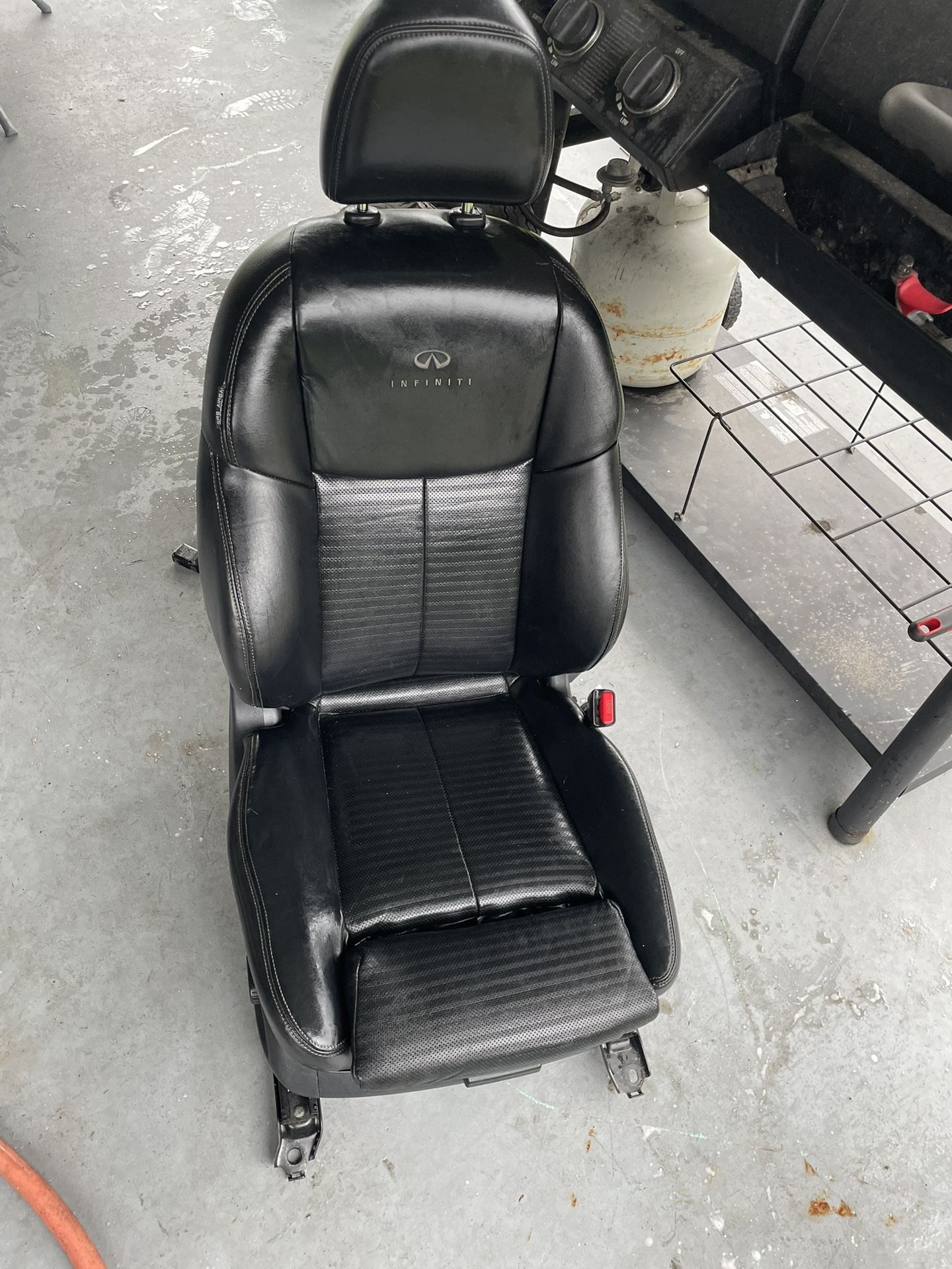 2012-2014 Q50s Passenger Seat Black