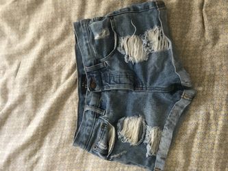 SELLING CUTE RIPPED FOREVER 21 SHORTS