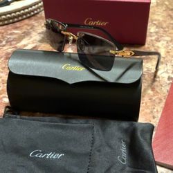 C Black Sunglasses 
