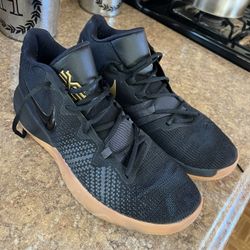 Nike Kyrie Flytrap Black Black-Metallic Gold