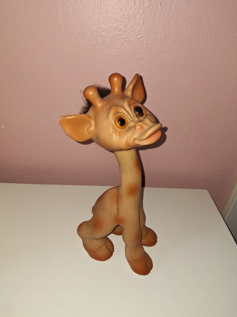 Vintage Trolls Giraffe