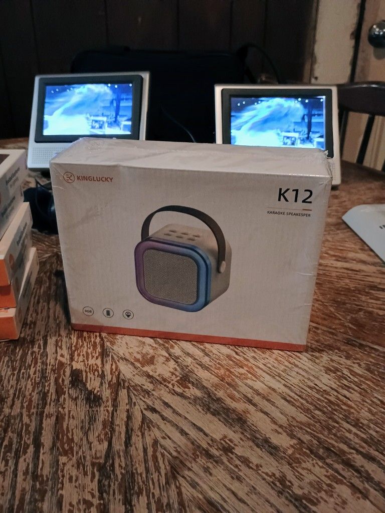 Kinglucky K12 Karaoke Machine For Kids With 1 Mic.