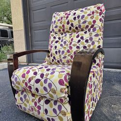 LAZY BOY 360 SWIVEL ROCKER RECLINER CHAIR