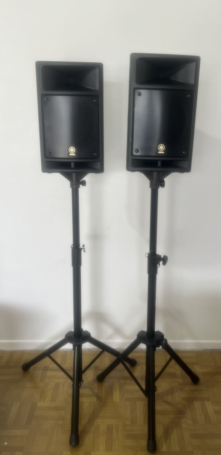 Yamaha StagePas 300 Speaker set, stands, & EV Lavalier microphones