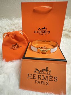 Hermés Gold and White Bracelet 🔥