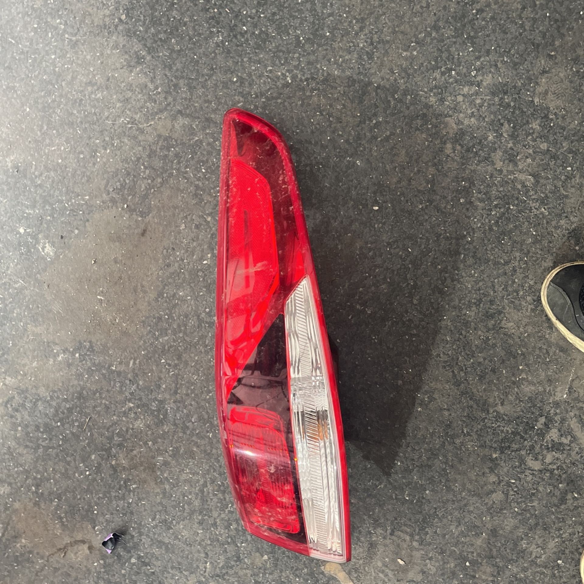 Kia Optima Outer tail Light 2016-2019 Passenger Side