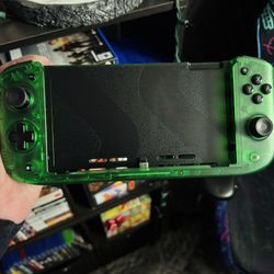 CRKD Nitro Deck Emerald Green + Carry Case  - Nintendo Switch/OLED