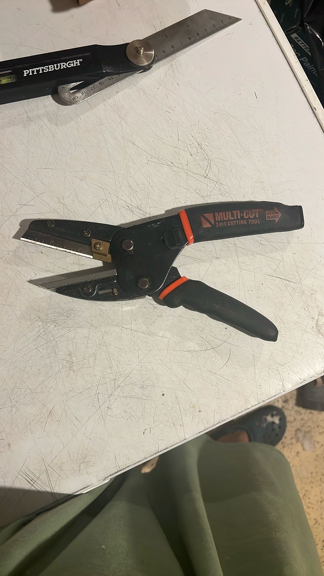 3 In 1 Multi Cut Tool With Extra Blades