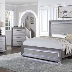 4 Piece Queen Bedroom Set 