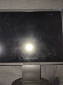 1 Ezio Flexscan S1961 Drawing Monitor