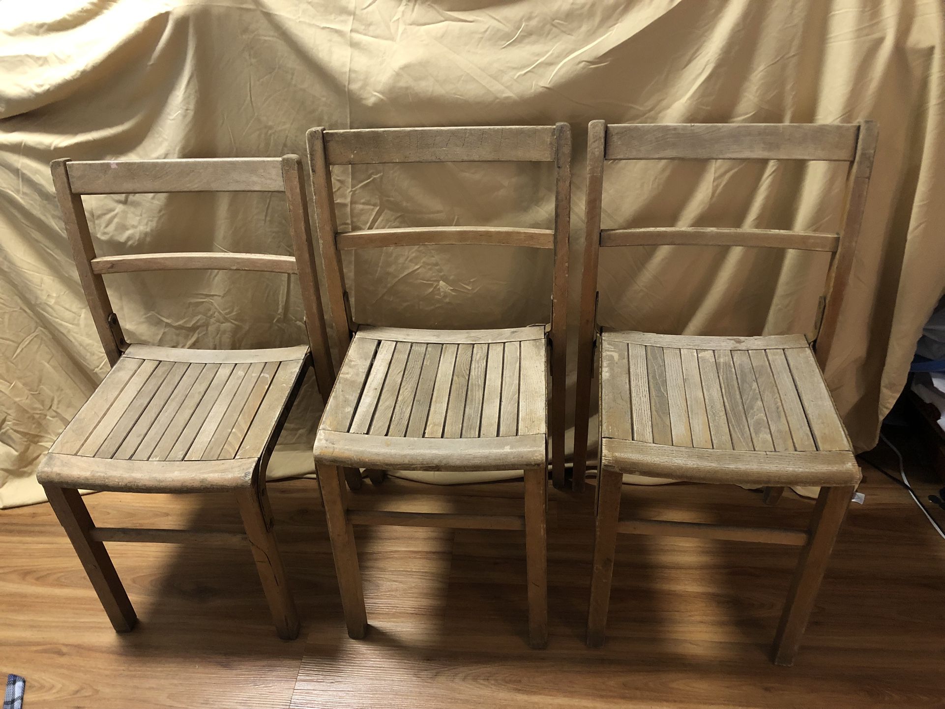 3x Vintage Wooden Chairs 