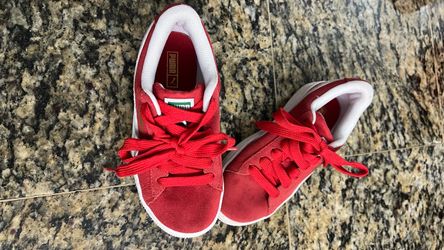 Puma Suede Sneakers Red and White 1Y