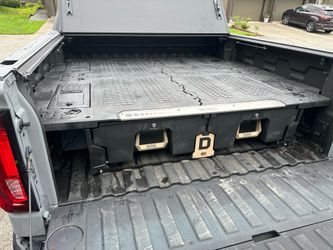 DECKED Truck Bed Storage System | Locking Sliding Drawers | Pickup Organizer Tool Cargo Storage